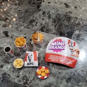 Zuru KFC Mini Brands Collectible Set